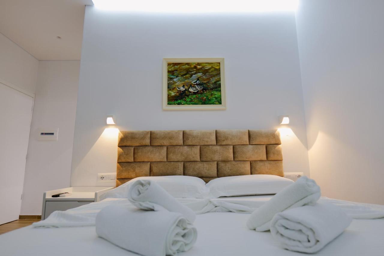 Vila Jon'A Sarandë 외부 사진